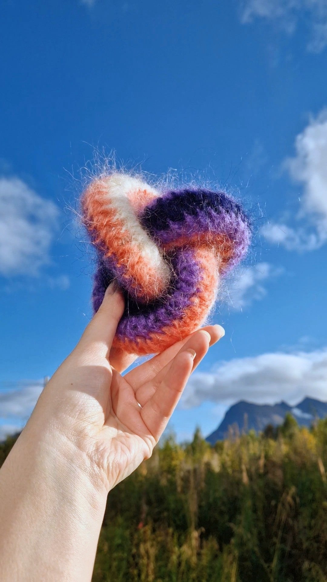 Trefoil Knot Fidget Toy/Sculpture Written Crochet Pattern w/ Chart/Diagram - Beta Version